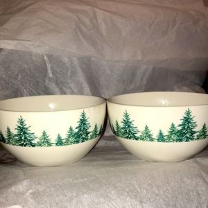 Two bowls with trees on them